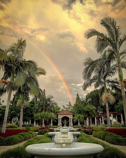 A picture of Hollis Garden fountain